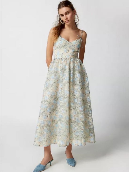 En Saison Dresses & Skirts - En Saison Light Tosca Midi Dress